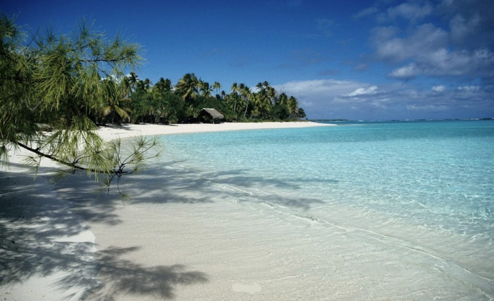 Motu Onetahi Beach