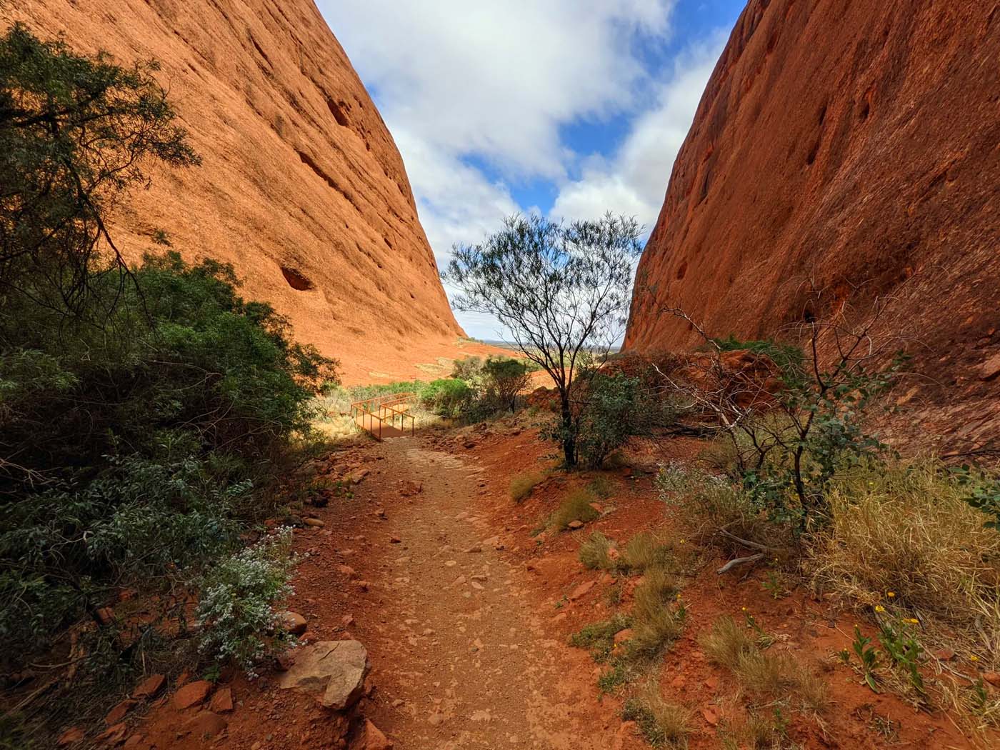 Walpa Gorge Walk