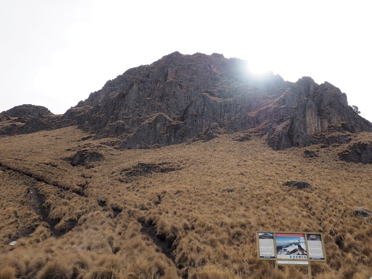 La Joya Trailhead