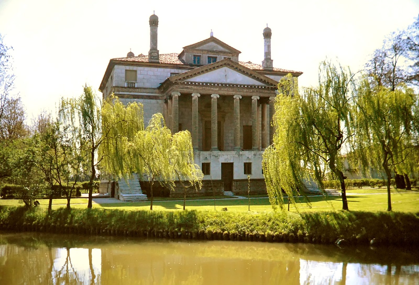 Villa Foscari La Malcontenta Bank