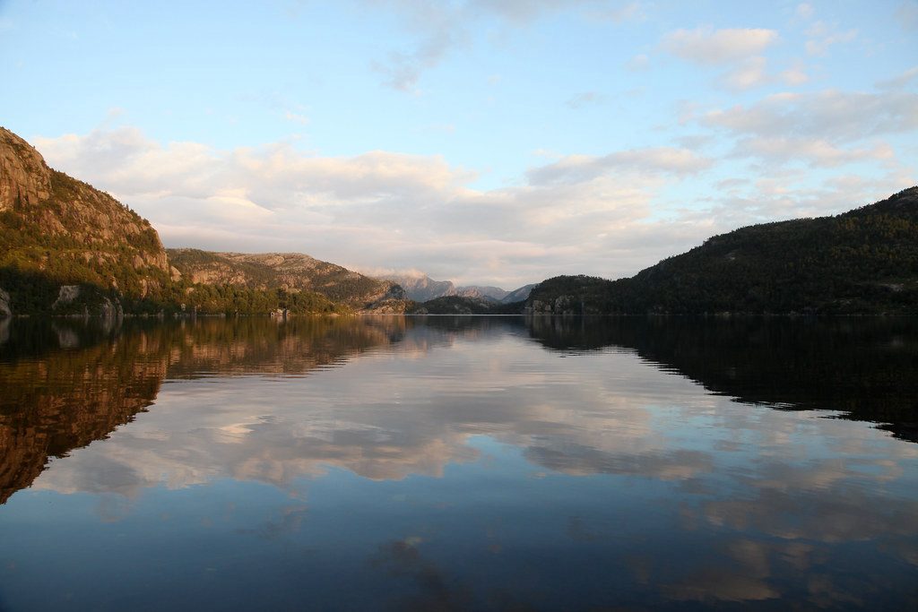 Refsvatnet Lake