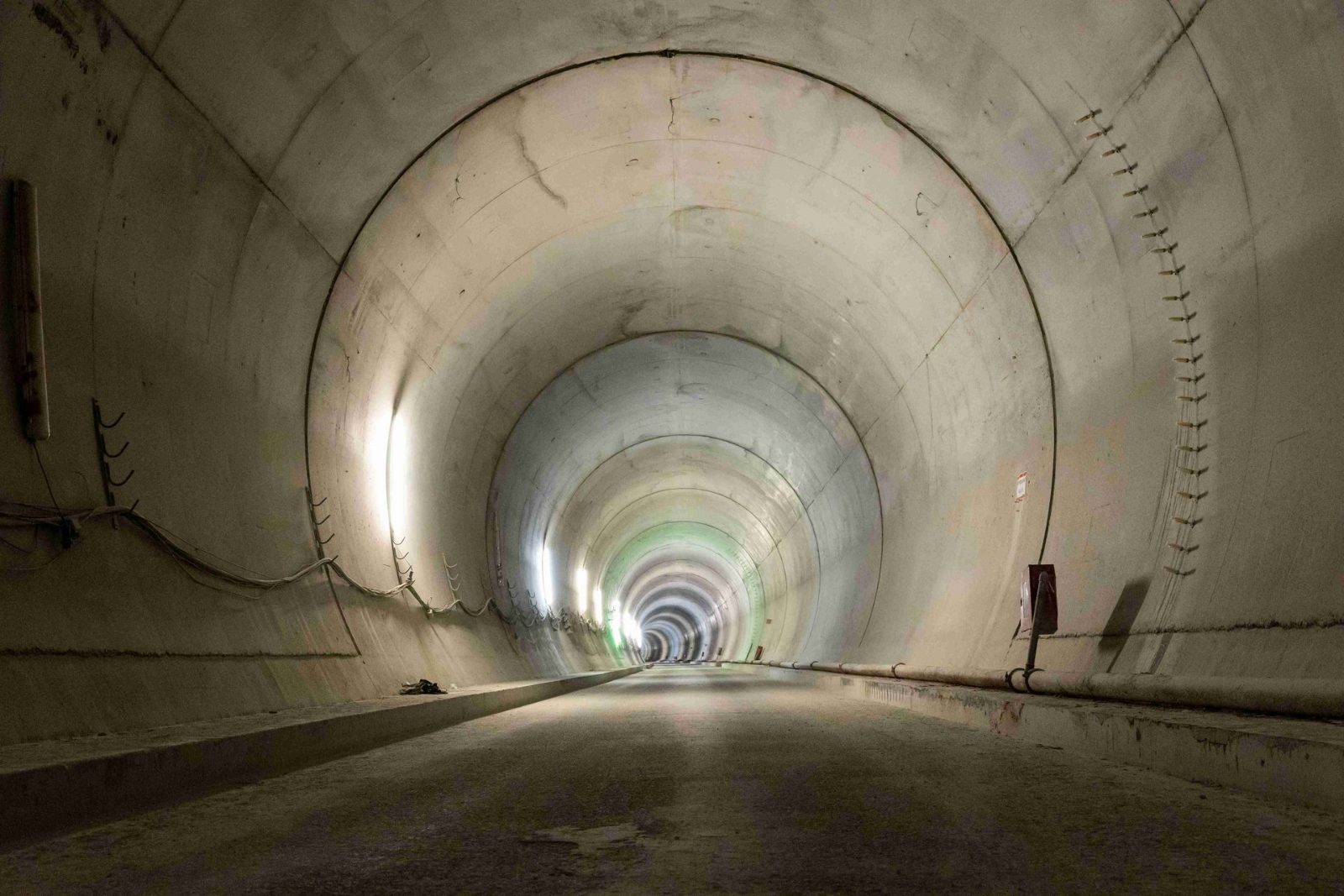 Main Tunnel Access