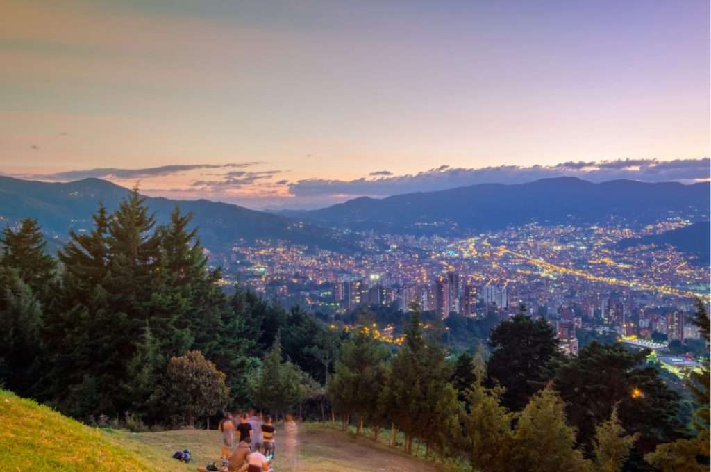Panoramic Mountain Viewpoints