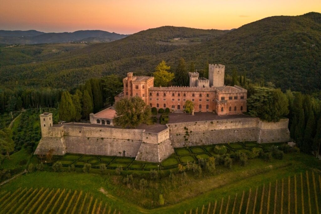 Castello di Brolio area