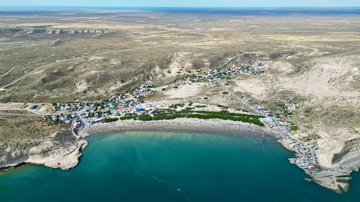 Puerto Pirámides Village