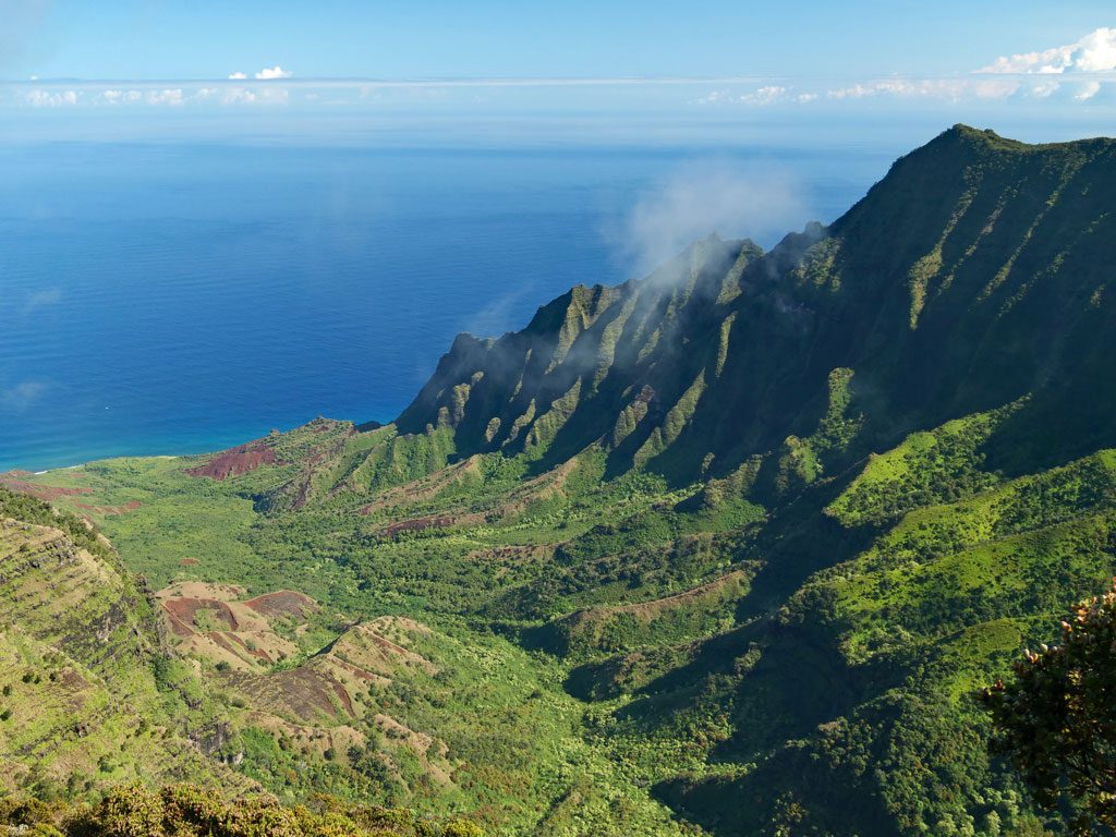 Pihea Trail Overlook