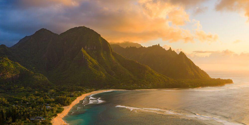 Makana Mountain