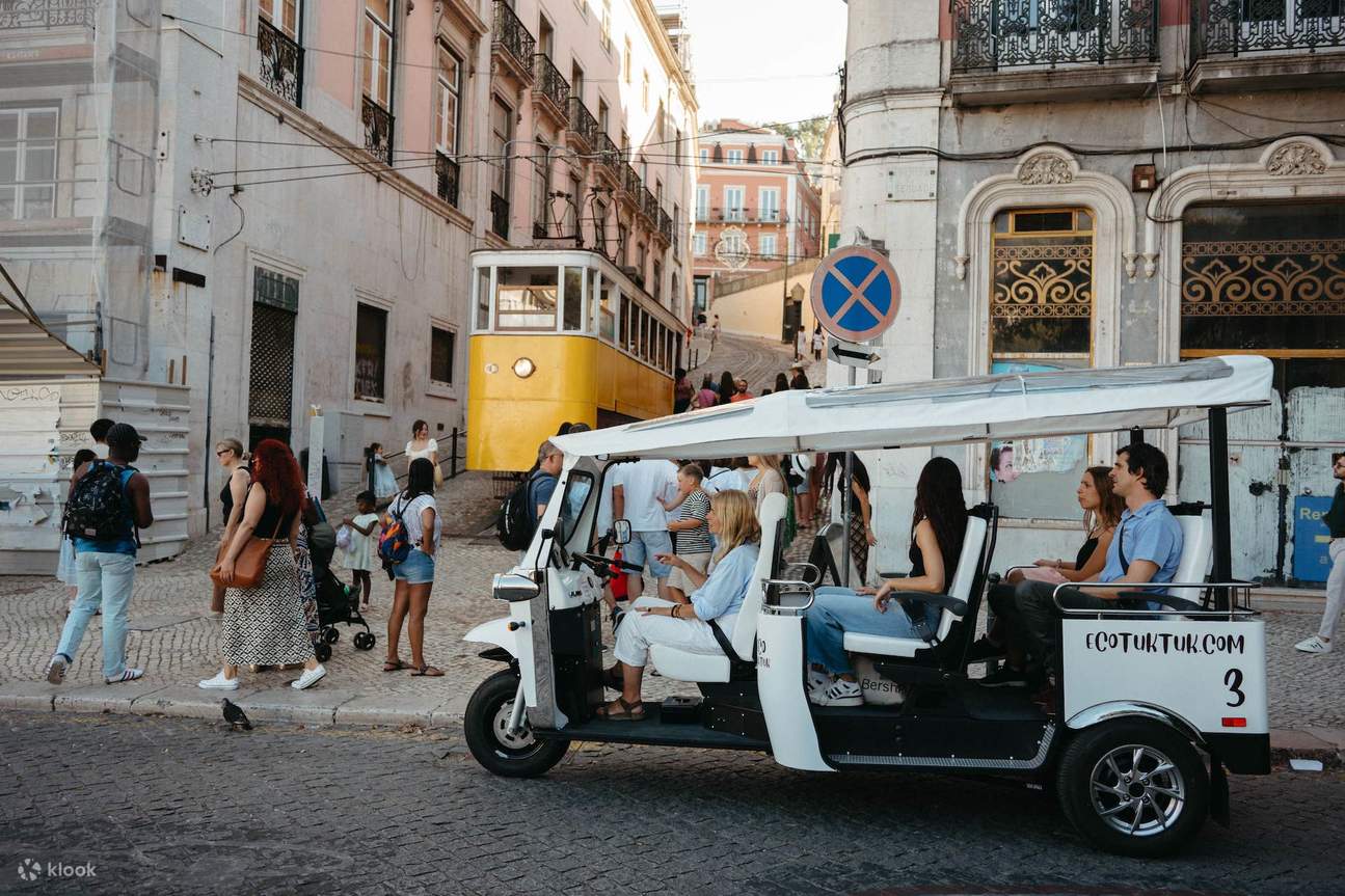 Lisbon Tuk Tuk Tours | Private City Sightseeing