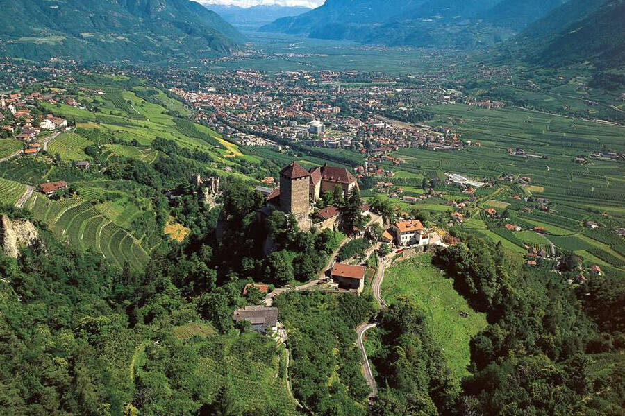 Dorf Tirol Terrace
