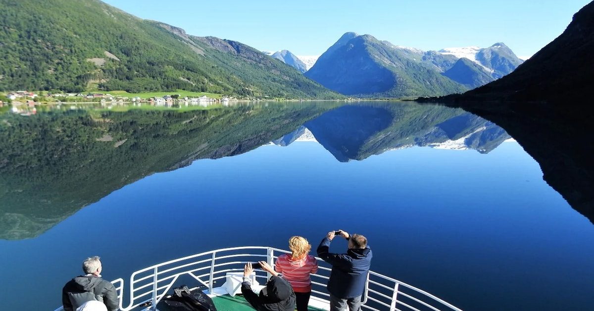 Fjærlandsfjord Boat Deck