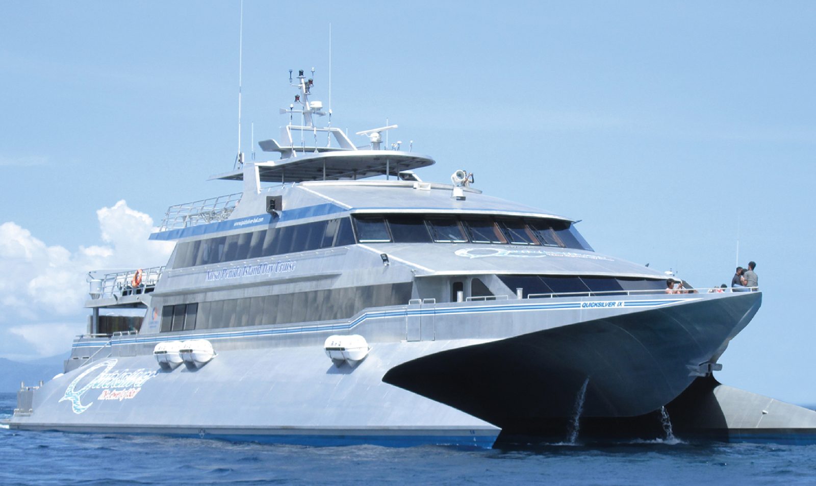 Sun Deck Bow