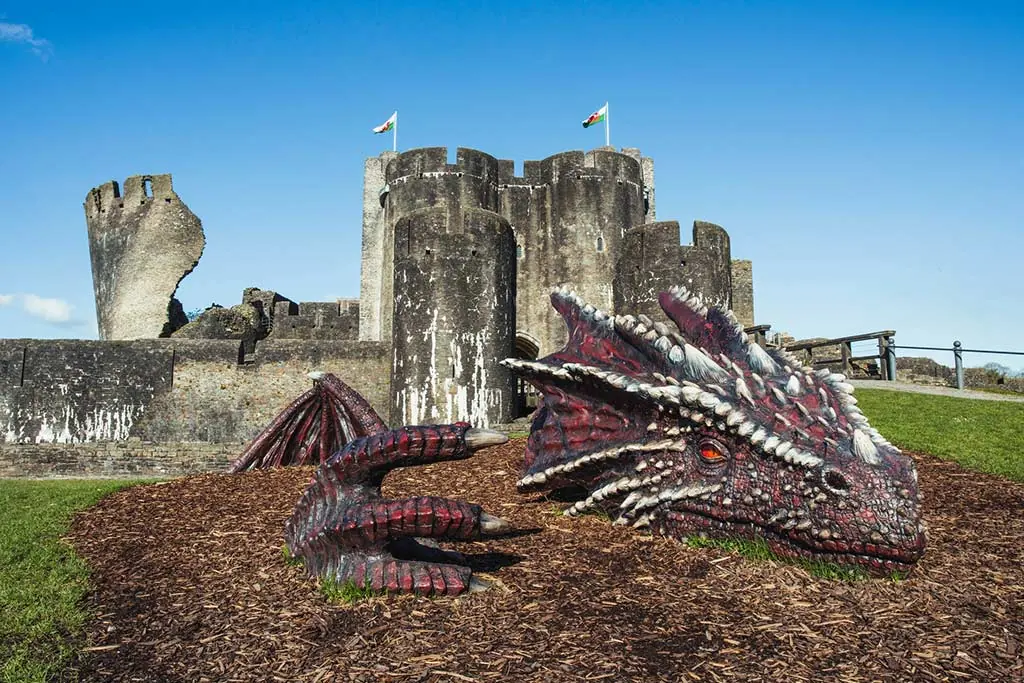 Dragon's Den Display