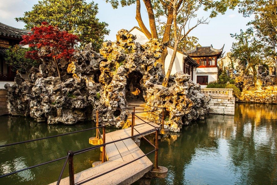 Lion Grove Garden