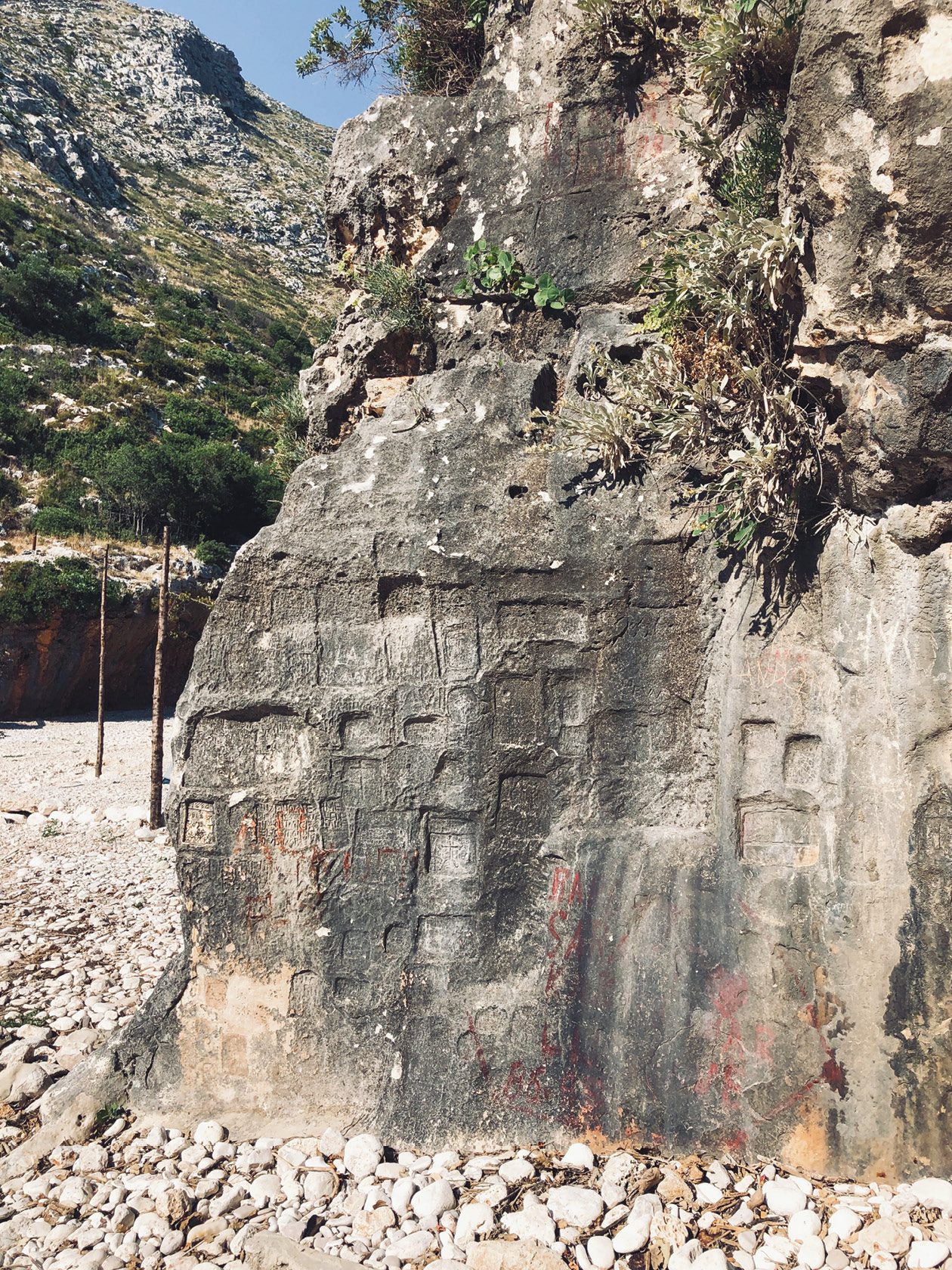 Grama Bay Ancient Inscriptions