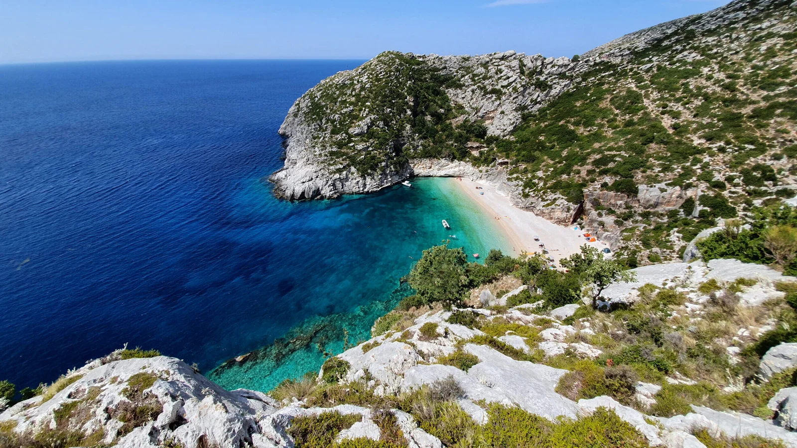 Turquoise Shoreline Cove