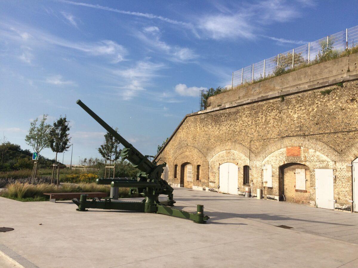 Bastion 32