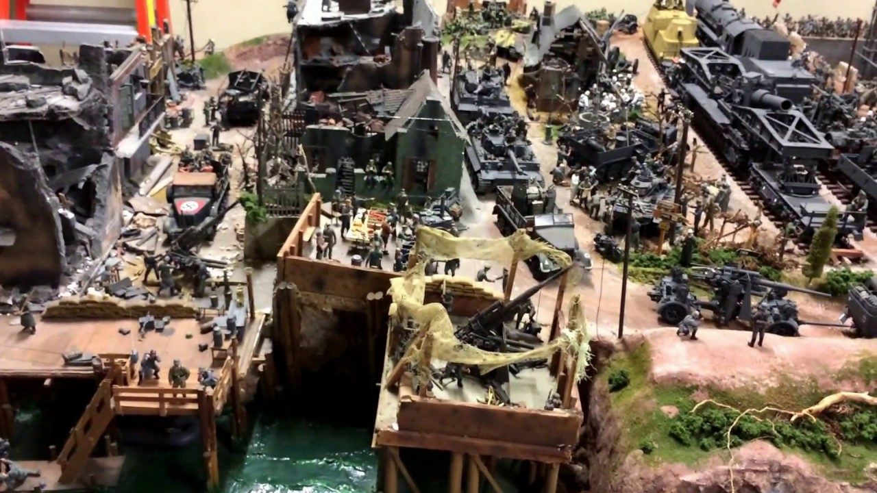 Diorama Displays