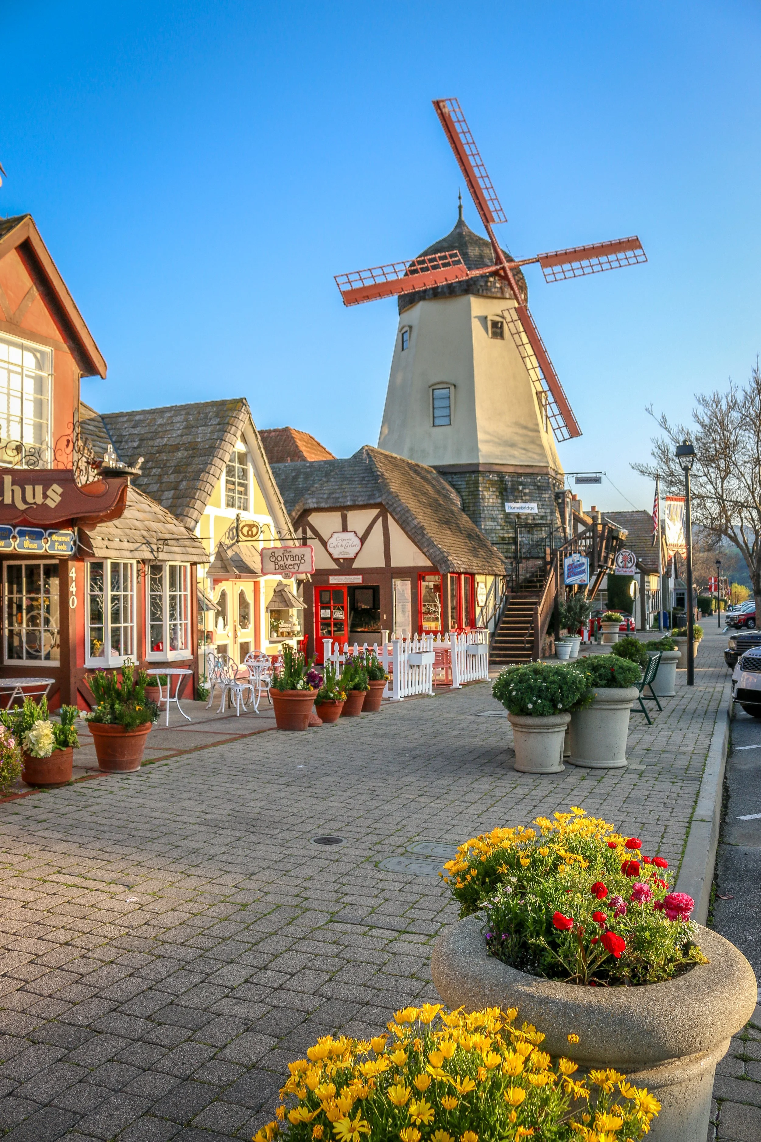 Solvang Windmill Plaza