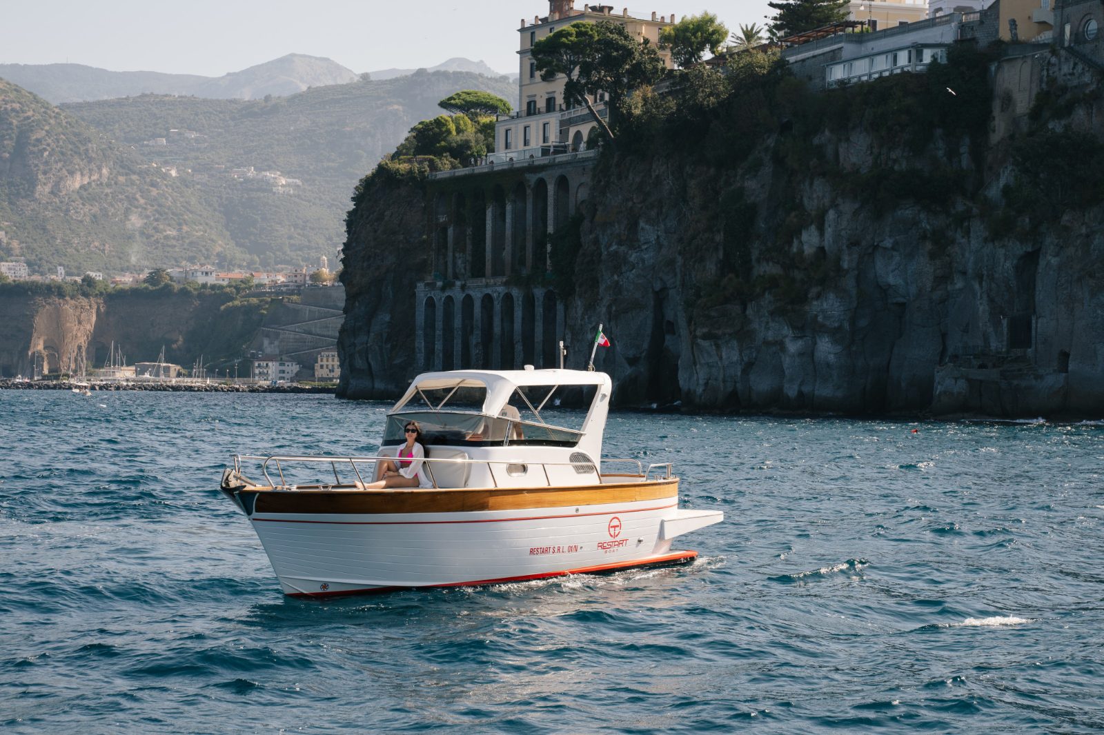 Private Boat Rentals & Tours in Sorrento