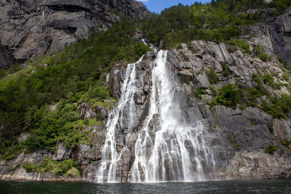 Hengjanefossen