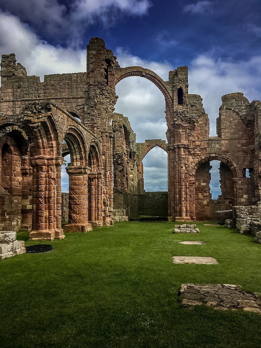 Holy Island Tour from Edinburgh: Northumbria Day Trip