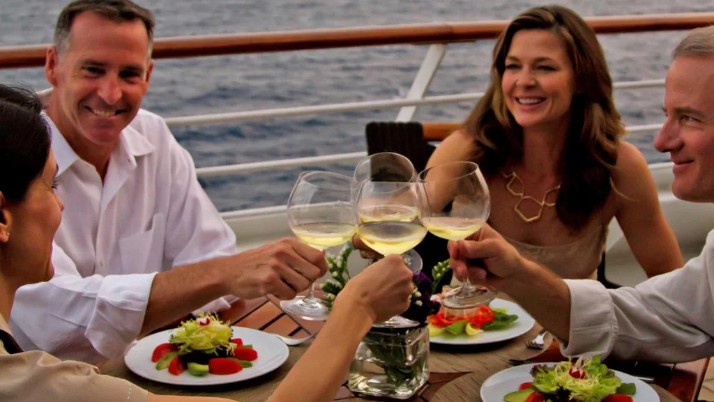 Your experience at Lake Michigan Dinner Cruise