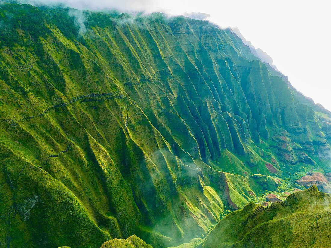 Your Napali Coast Sunset Dinner Cruise on Kauai