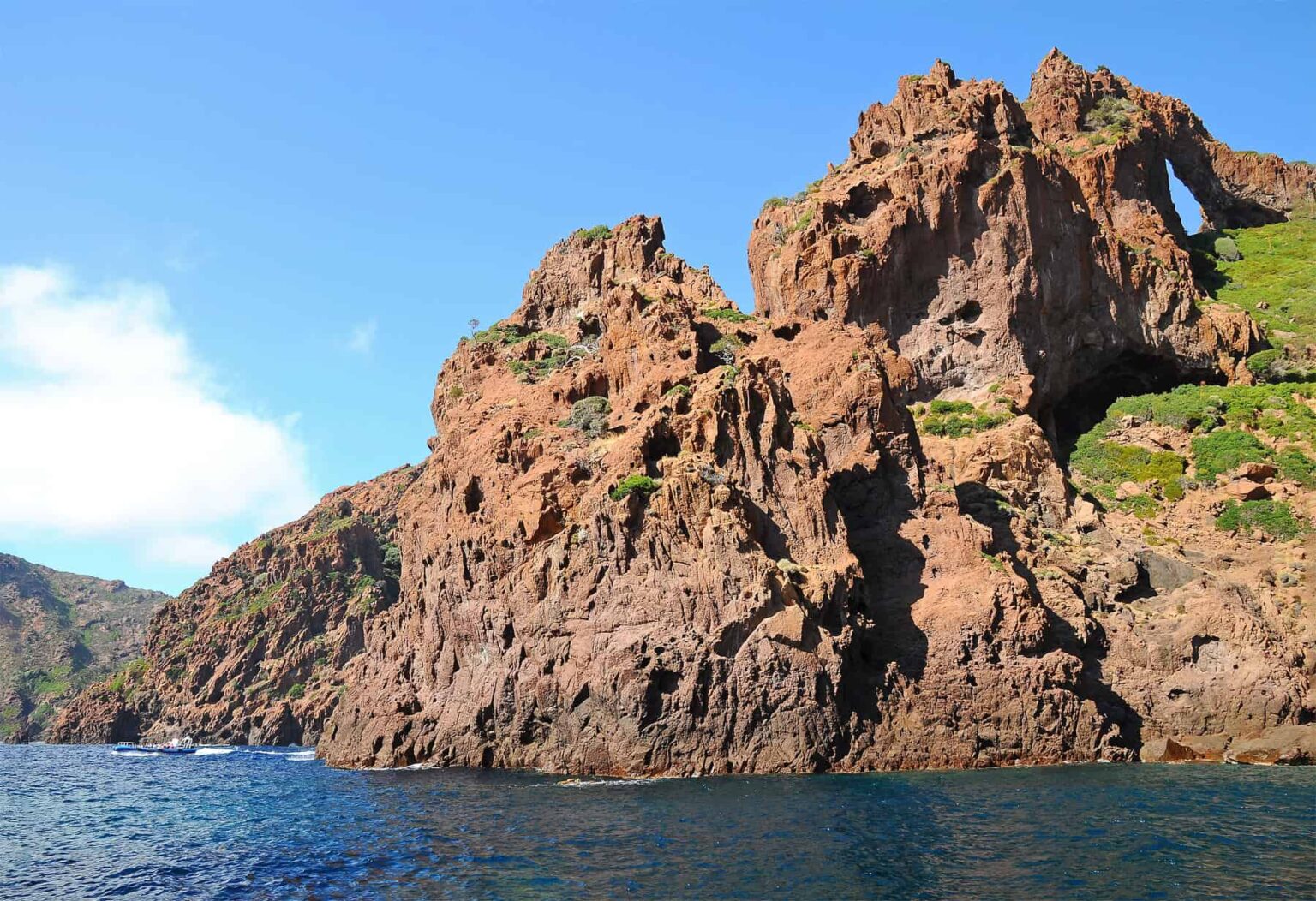 Scandola Boat Tour Along Corsica's Red Cliffs