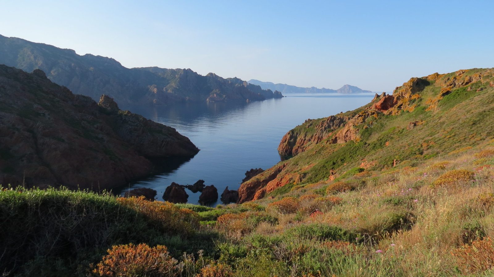 Gargalu Island