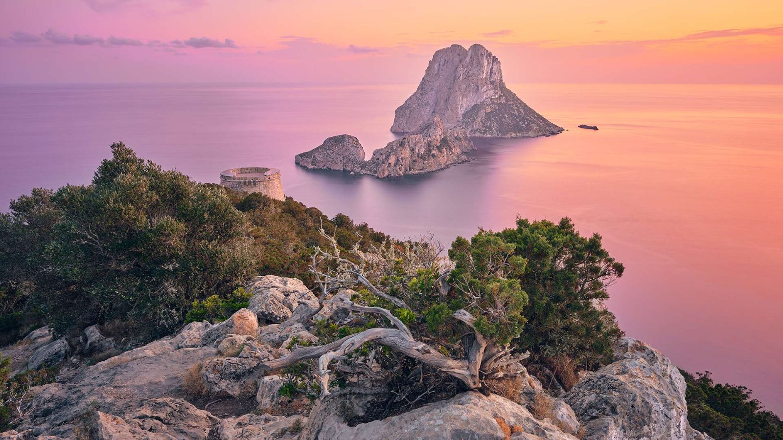 Es Vedra Boat Tour Along Ibiza's Southwest Coast