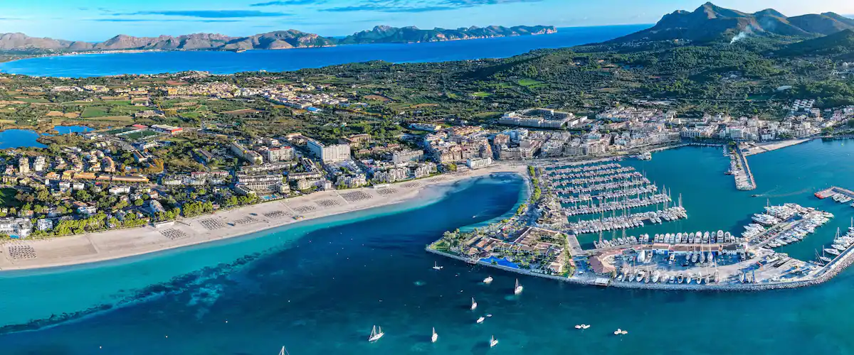 Jet Ski Alcudia: Bay Rides and Coastal Routes