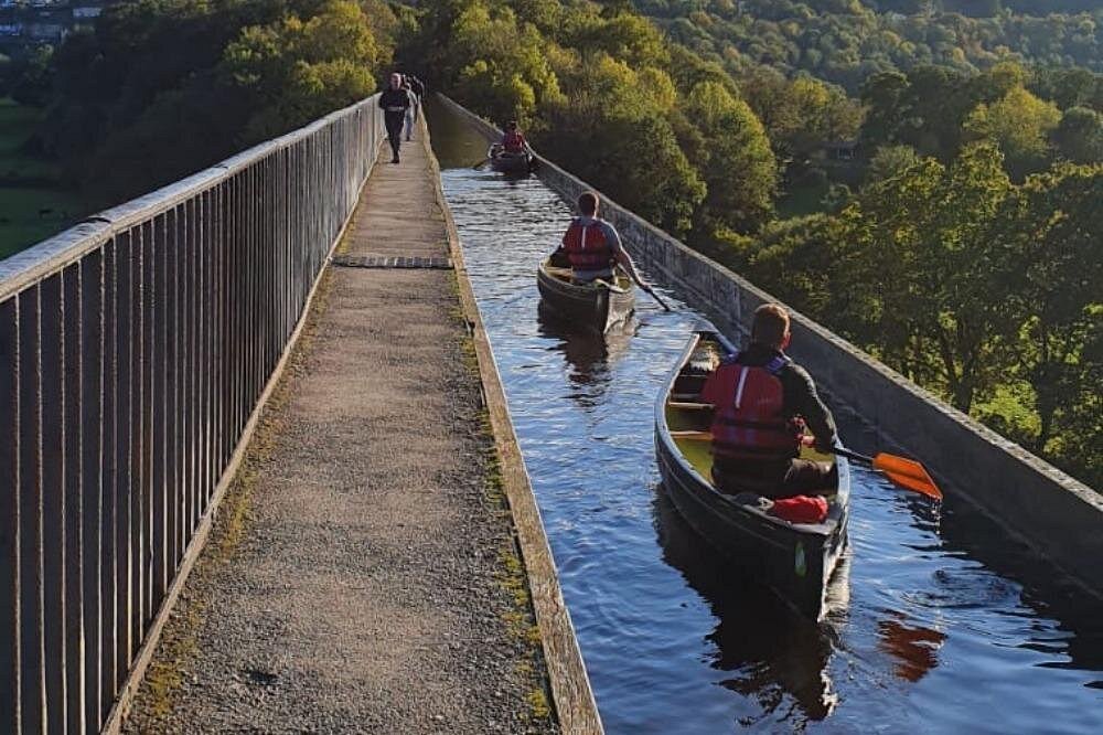 Pontcysyllte Aqueduct Canoe
