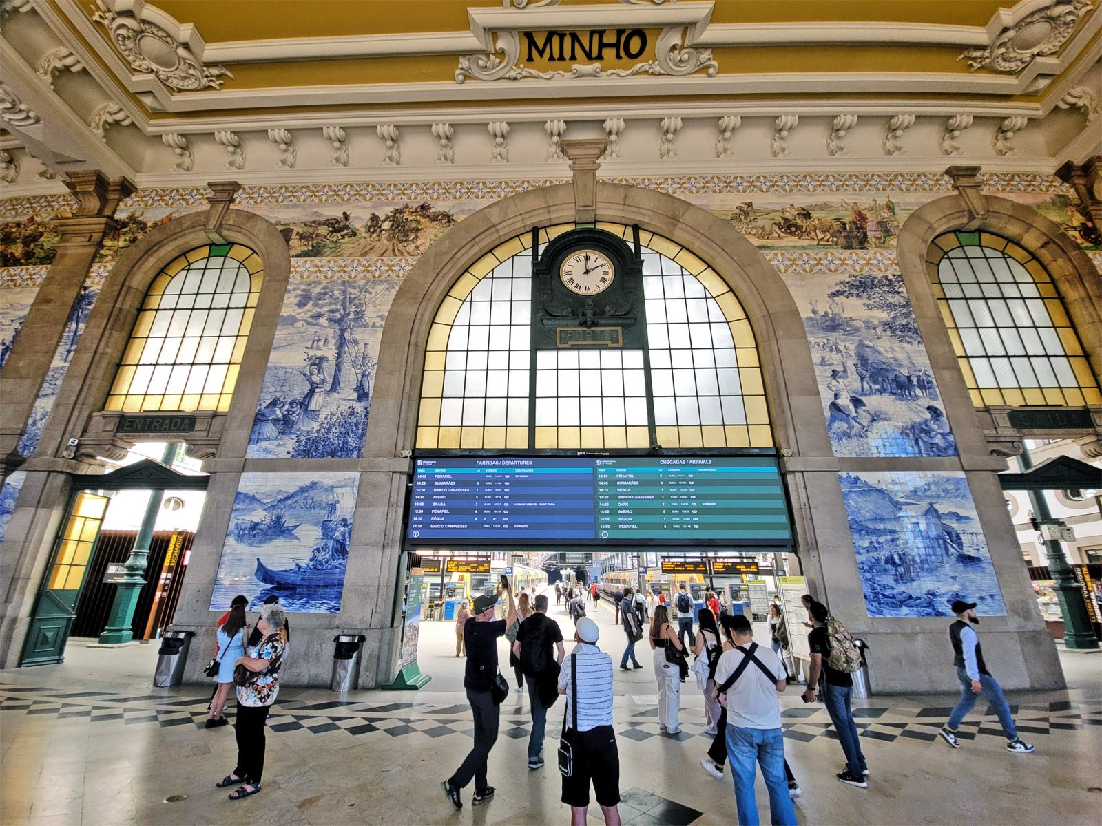 São Bento Station