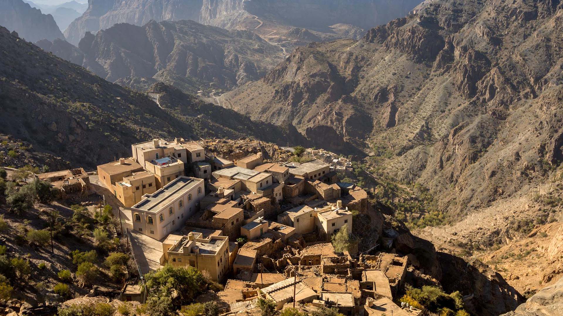 Jebel Akhdar Tour From Muscat