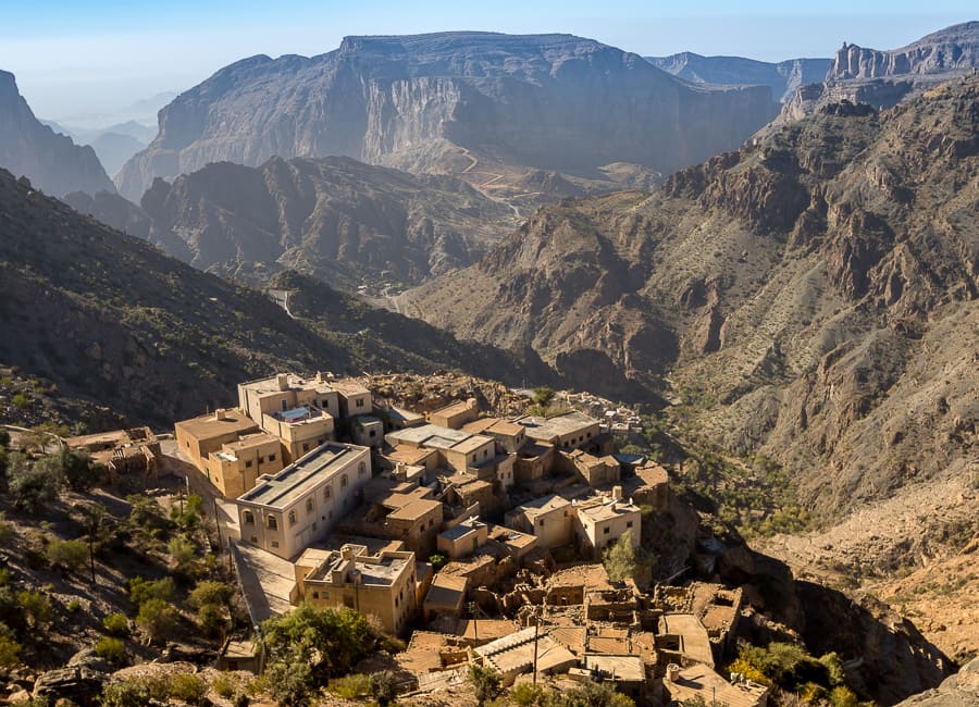 Jebel Akhdar Tour from Muscat: Green Mountain Escape