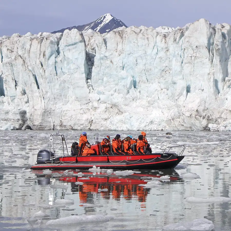 Longyearbyen Boat Tour