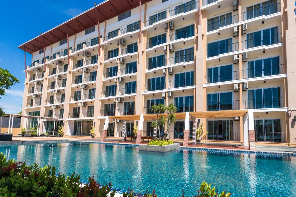 Kanchanaburi City Hotel