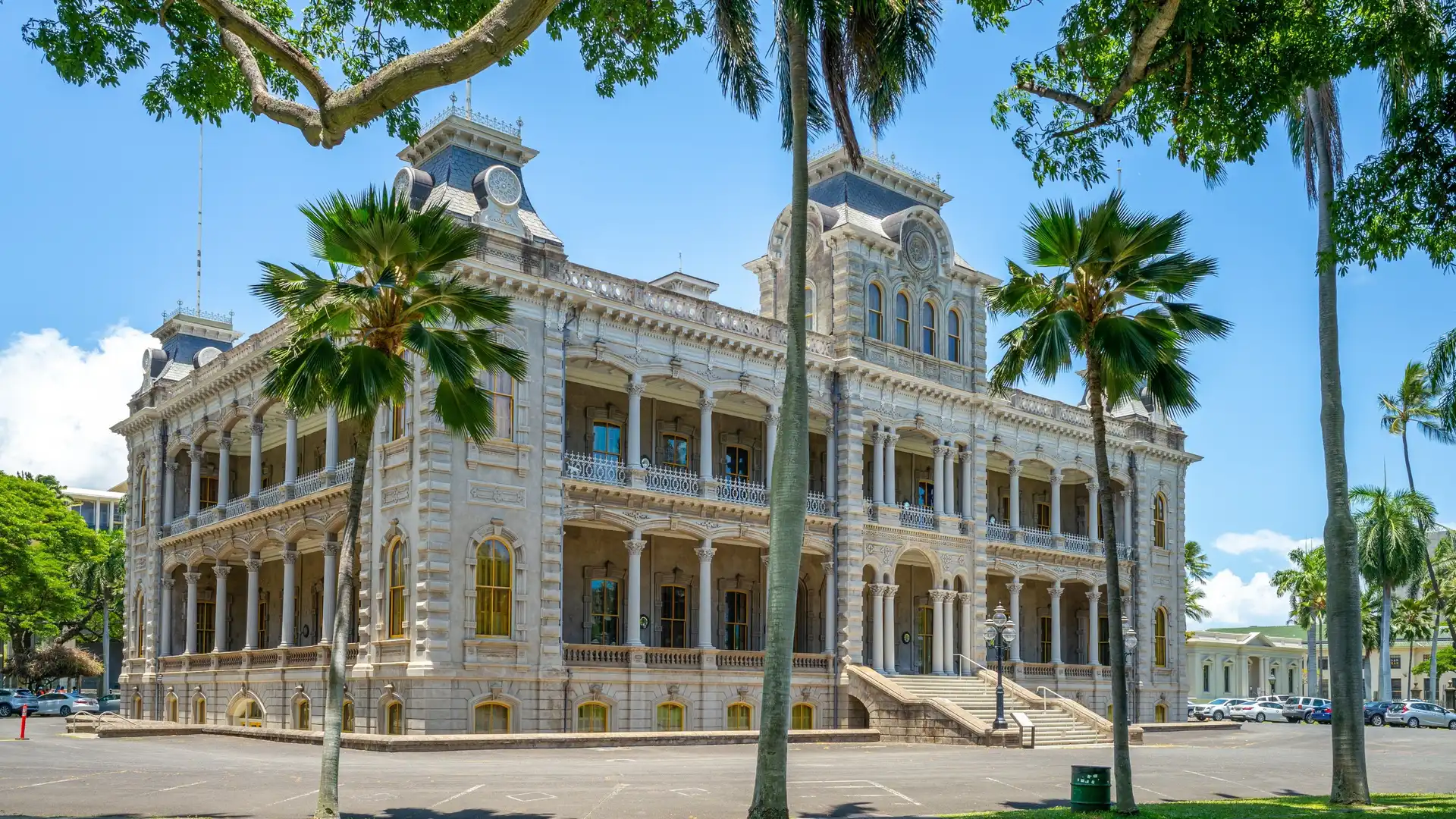 Iolani Palace
