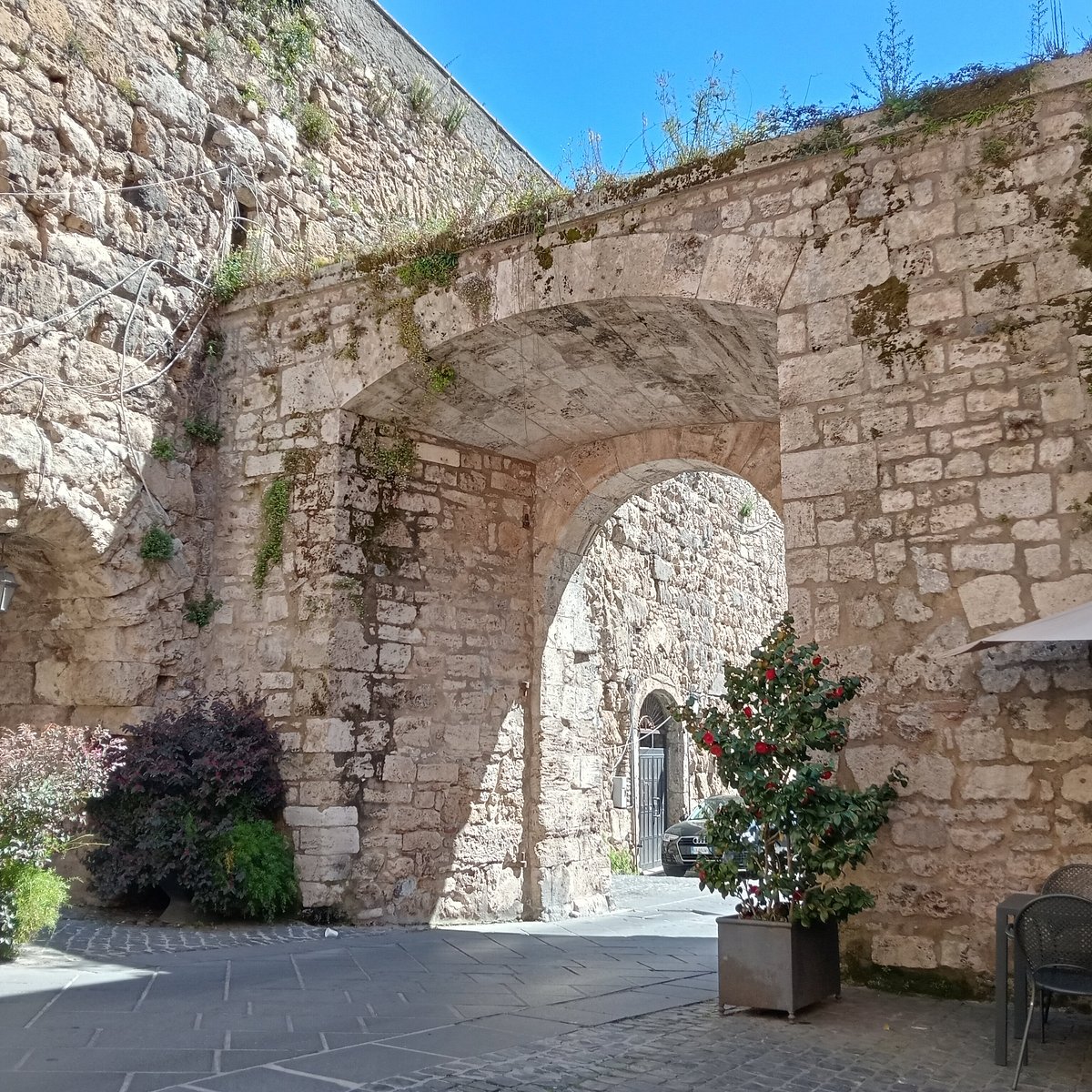 Porta Santa Maria