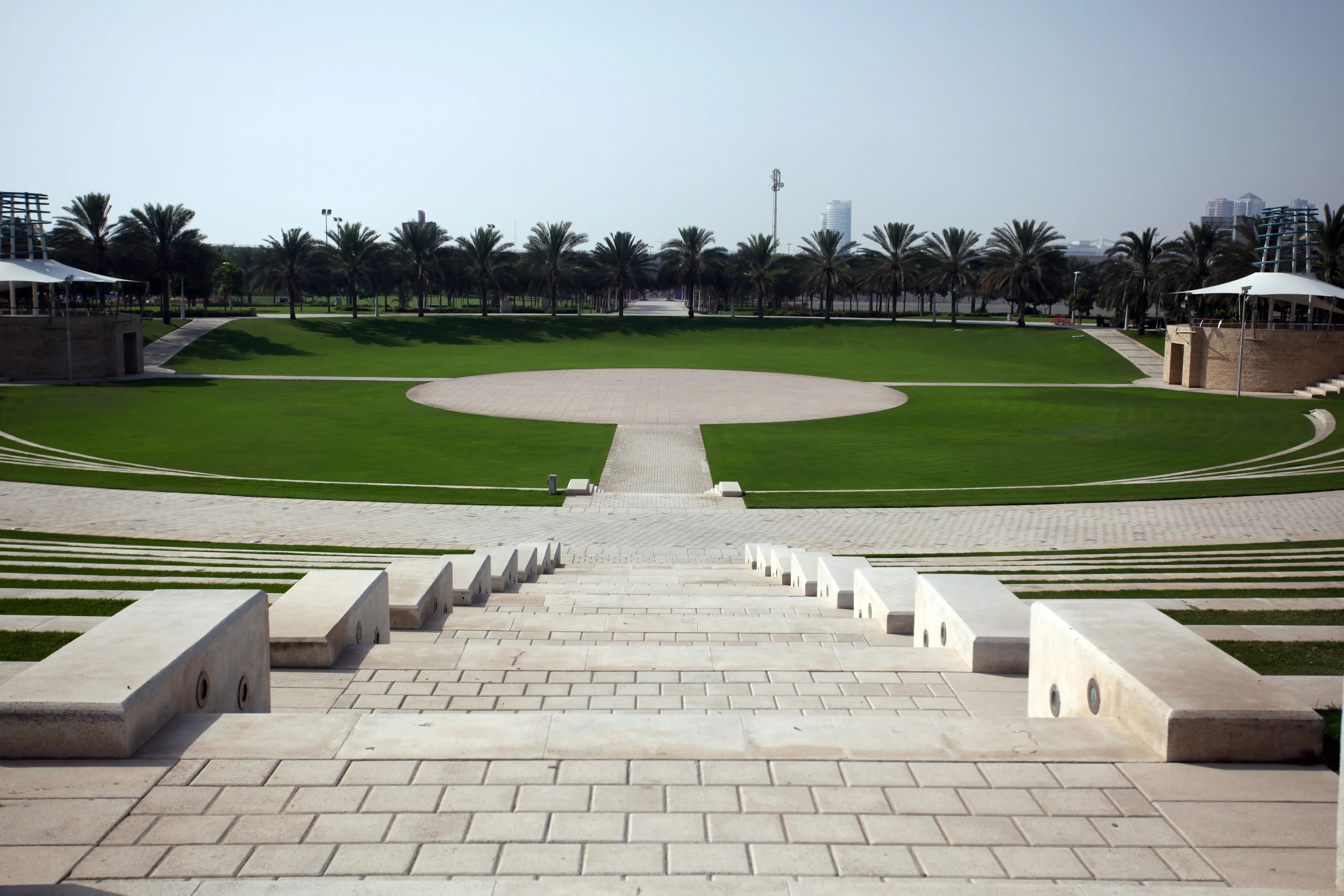 Amphitheatre Lawn