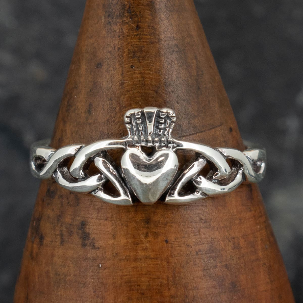 How to Make a Claddagh Ring