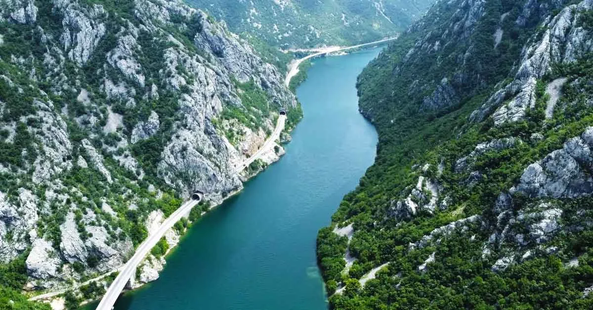 Distance From Sarajevo to Mostar