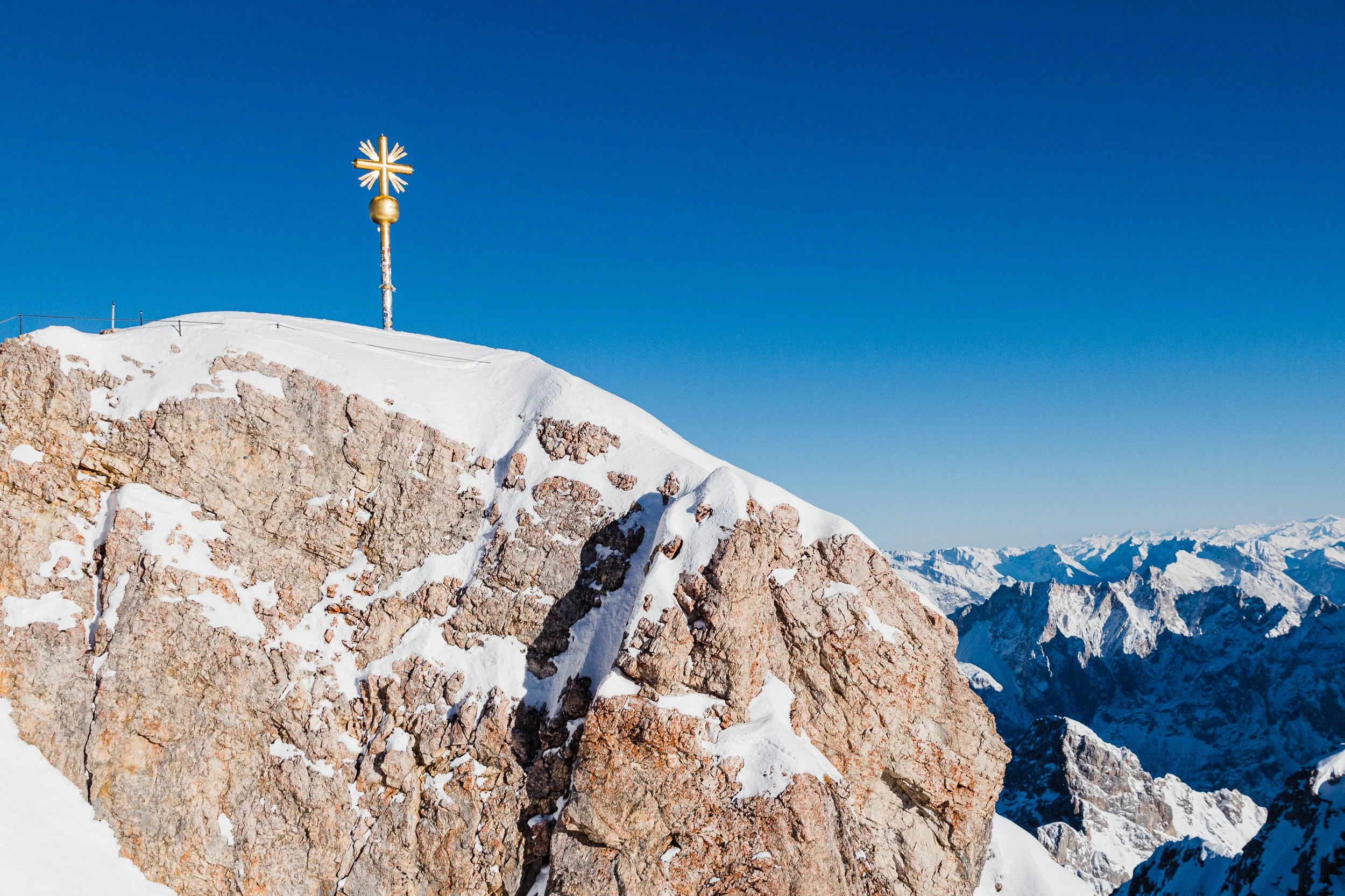 Golden Cross Viewpoint