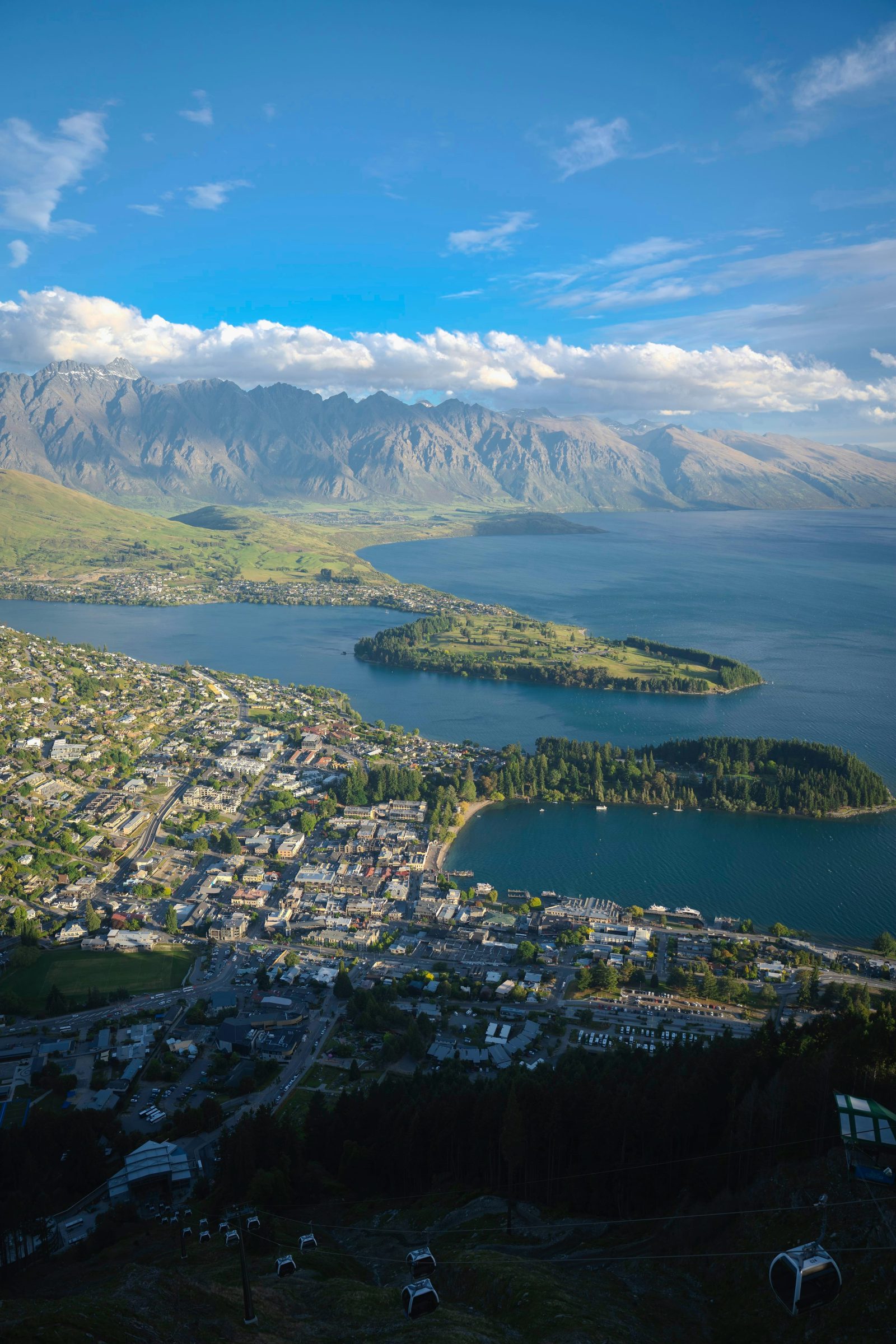 Lake Wakatipu Vantage