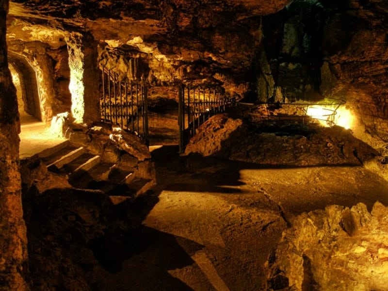 Travertine Cave