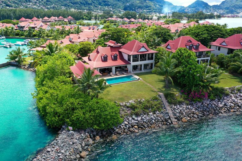 Luxury Villas