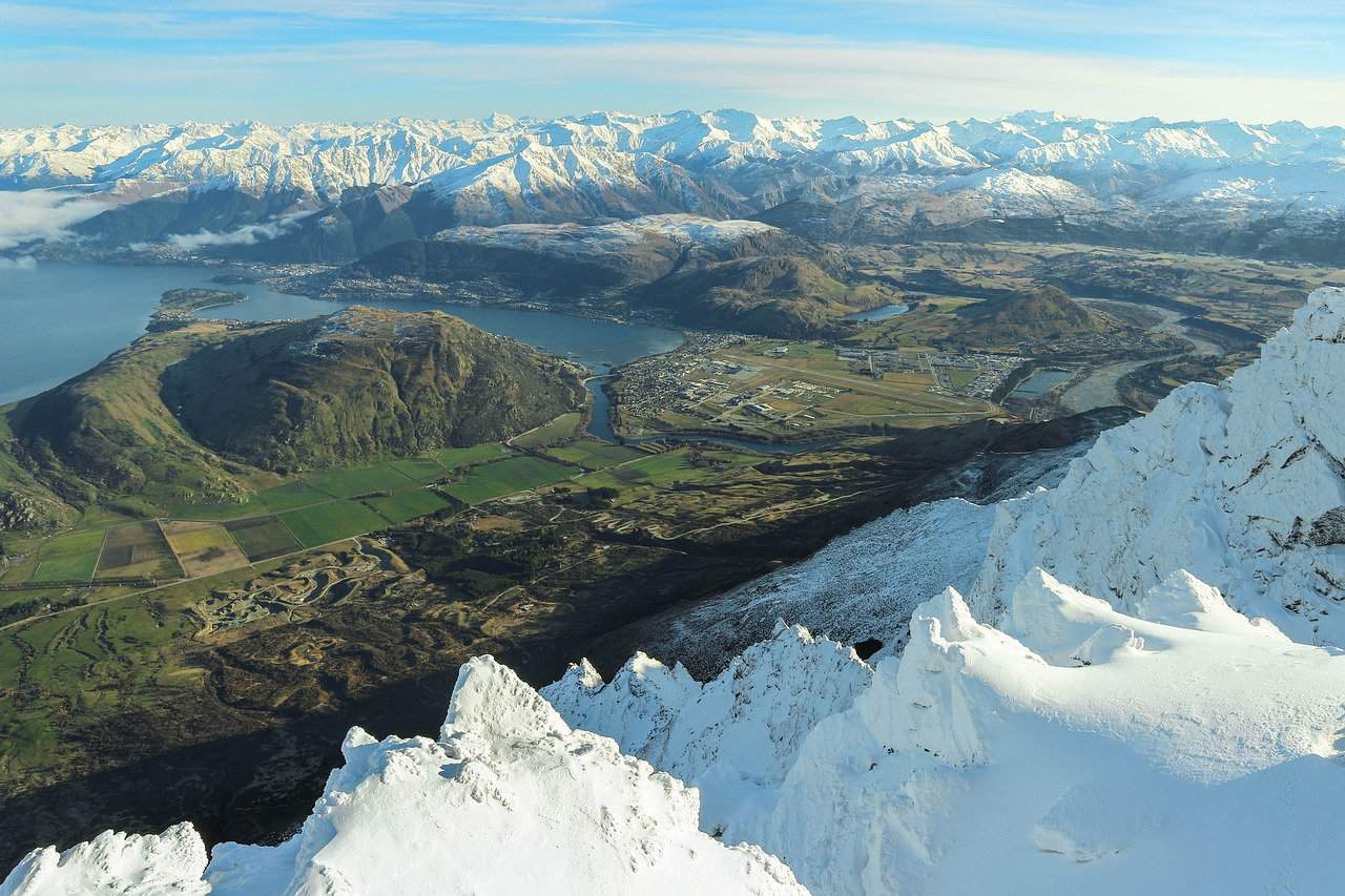 The Remarkables Range Perspective