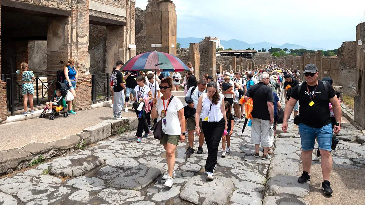 Best Rome to Pompeii Tours by Train