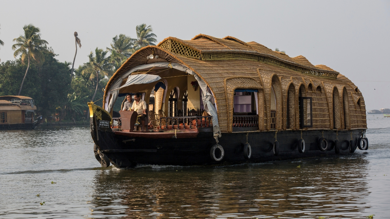 Kochi to Alleppey Boat Tour