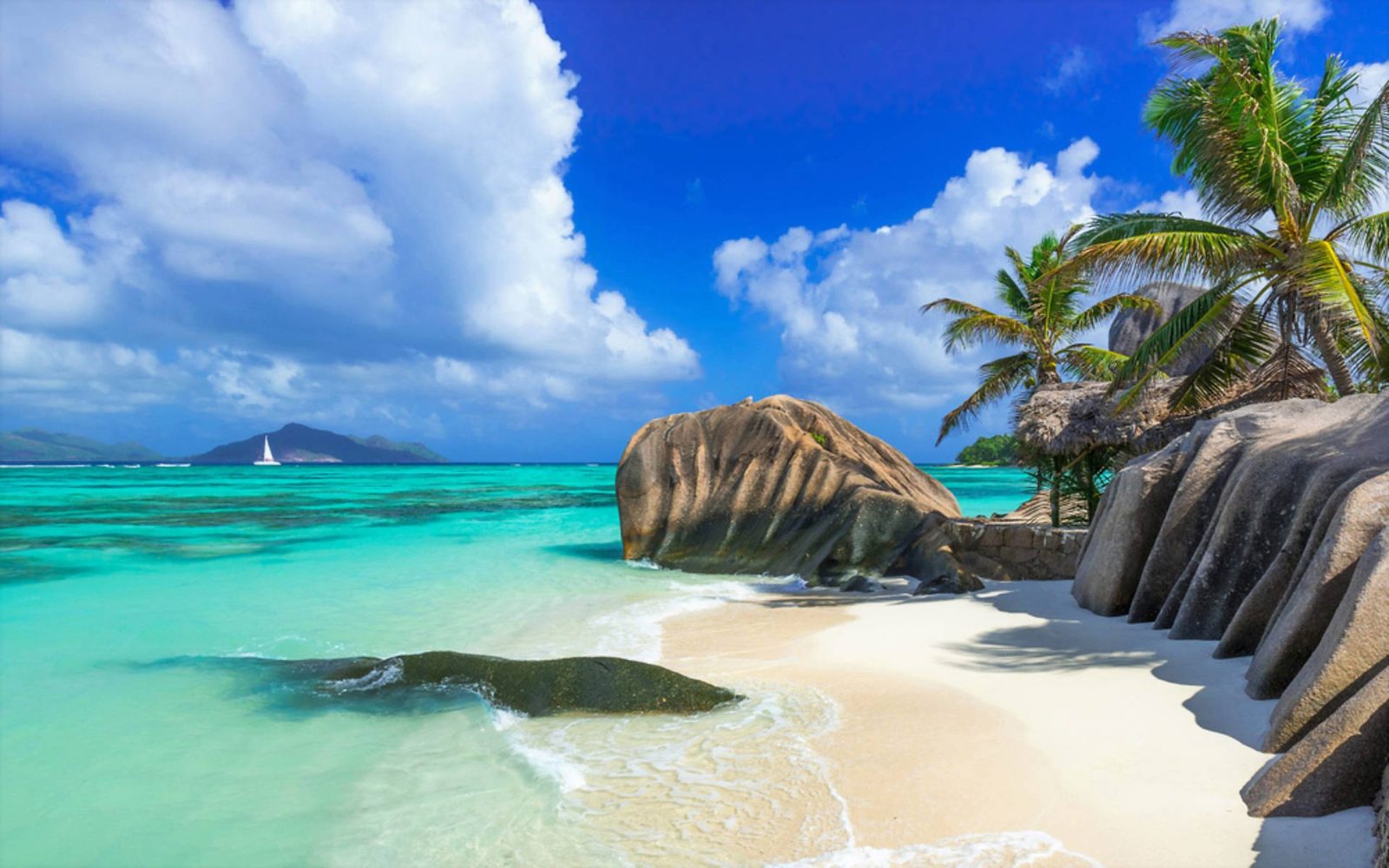 Praslin and La Digue Day Trip